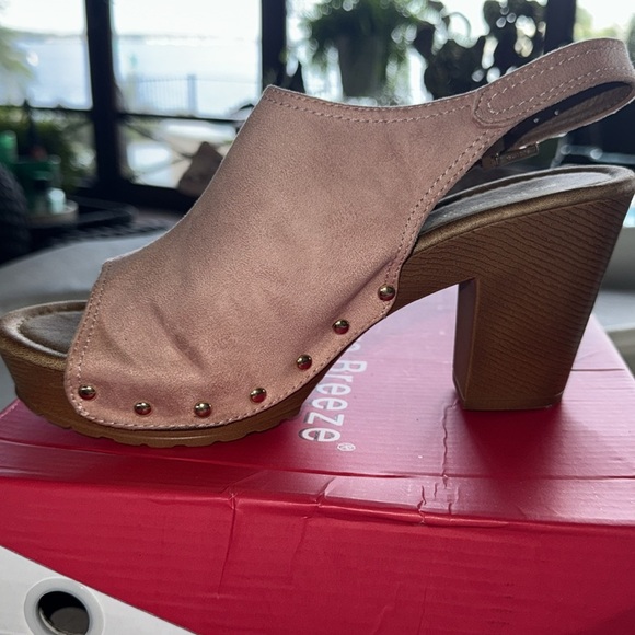 Nature Breeze Pink Chunky Block Heel Mules Stud Details Faux Suede Size 8.5 - Picture 12 of 12